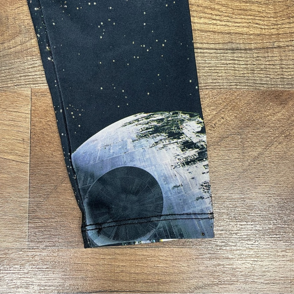 Star Wars Mighty Fine Leggings Size Medium - Picture 3 of 11